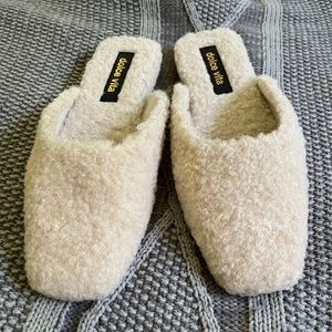 Dolce Vita Slippers